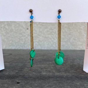 Double-sided green earrings